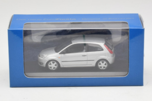 Ford Fiesta Mk5 2-Door Silver Minichamps 1:43 FIESTA003 Diecast — photo 4 of 4