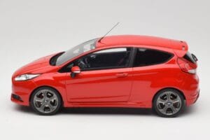 Ford Fiesta ST Mk7 Race Red Otto 1:18 OT1087 Resin — photo 3 of 6