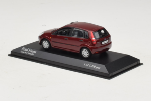 Ford Fiesta Mk5 Red Metallic Minichamps 1:43 400081101 Diecast — photo 3 of 4