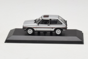 Ford Fiesta XR2 Silver Minichamps 1:43 400085160 Diecast