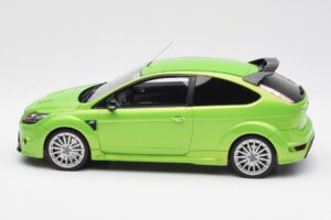 Ford Focus RS Mk2 Green Otto 1:18 OT381 Resin — photo 3 of 6