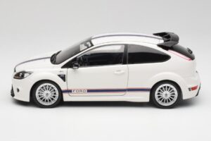Ford Focus RS Mk2 LM Classic White Mk IIb Tribute Minichamps 1:18 100080167 Diecast — photo 4 of 8