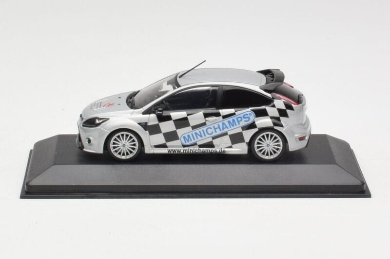 Ford Focus RS Mk2 Toy Fair Nuremberg 2010 Minichamps 1:43 403088105 Diecast