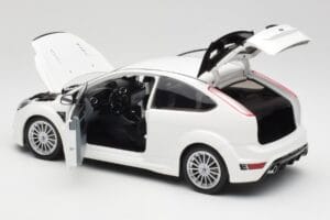 Ford Focus RS Mk2 White Minichamps 1:18 100080002 Diecast — photo 5 of 8