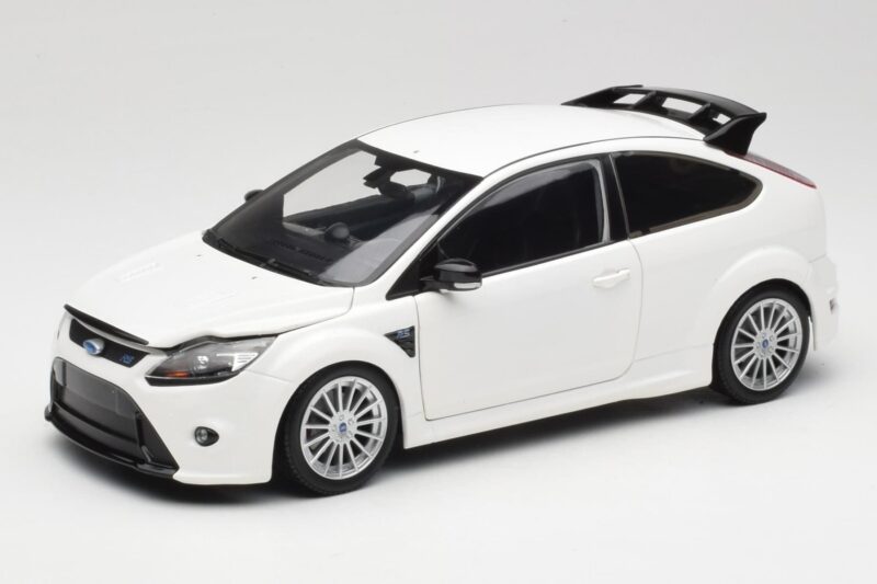 Ford Focus RS Mk2 White Minichamps 1:18 100080002 Diecast