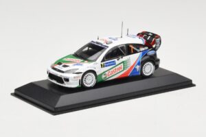 Ford Focus RS WRC #7 M. Martin / M. Park Winner Rally Catalunya 2004 Minichamps 1:43 400048497 Diecast — photo 2 of 4