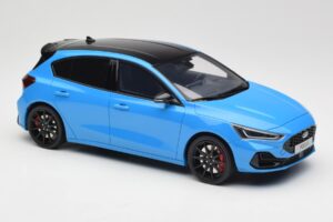 Ford Focus ST Edition Mk4 Azure Blue Otto 1:18 OT1186 Resin — photo 4 of 6