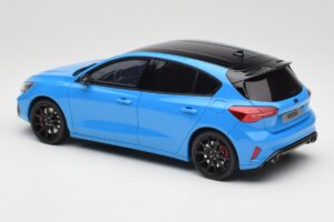 Ford Focus ST Edition Mk4 Azure Blue Otto 1:18 OT1186 Resin — photo 5 of 6