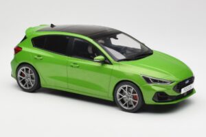 Ford Focus ST Mk4 Green MCG 1:18 MCG18452 Diecast — photo 4 of 6