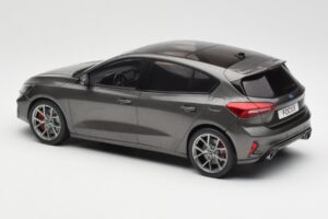 Ford Focus ST Mk4 Grey MCG 1:18 MCG18454 Diecast — photo 5 of 6