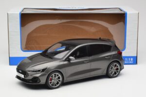 Ford Focus ST Mk4 Grey MCG 1:18 MCG18454 Diecast — photo 6 of 6
