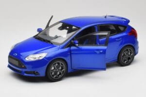 Ford Focus ST Mk2 Blue Metallic Minichamps 1:18 110082001 Diecast — photo 2 of 8