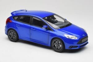 Ford Focus ST Mk2 Blue Metallic Minichamps 1:18 110082001 Diecast — photo 6 of 8