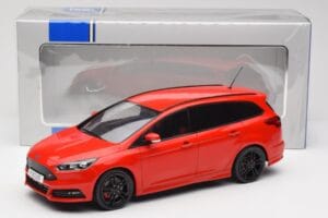 Ford Focus ST Turnier Mk3 Race Red MCG 1:18 MCG18466 Diecast — photo 6 of 6
