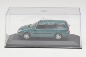 Ford Focus Mk1 Turnier Green Minichamps 1:43 FOCUS003 Diecast — photo 4 of 5