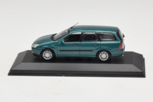 Ford Focus Mk1 Turnier Green Minichamps 1:43 FOCUS003 Diecast
