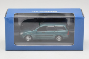 Ford Focus Mk1 Turnier Green Minichamps 1:43 FOCUS003 Diecast — photo 5 of 5