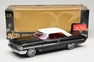 Ford Galaxie 500 Black Sun Star 1:18 1442 Diecast — photo 8 of 8