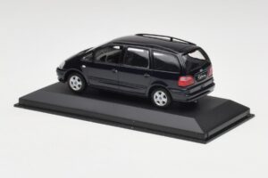Ford Galaxy Mk1 Blue Minichamps 1:43 430089501 Diecast — photo 3 of 4