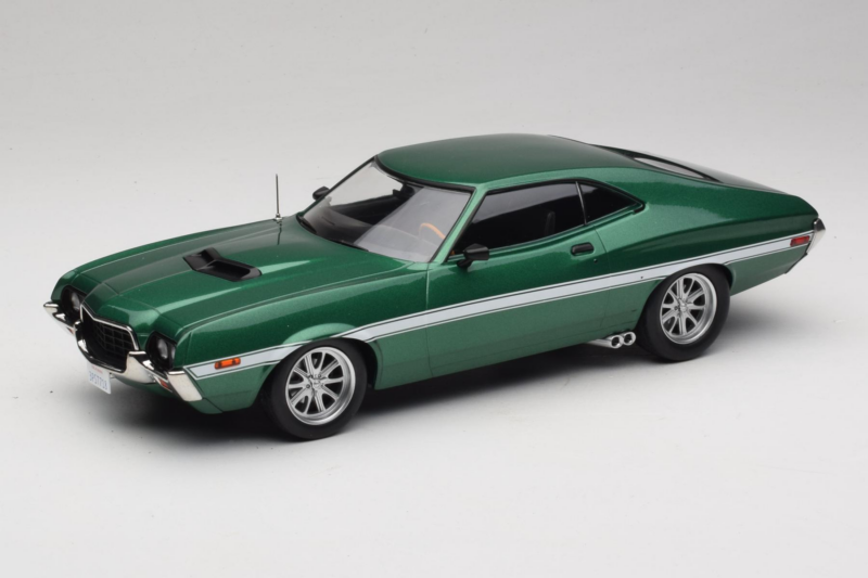 Ford Gran Torino Sport Green Metallic IXO 1:18 18CMC264 Diecast