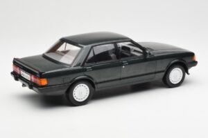 Ford Granada Mk2 2.8 Injection Dark Green MCG 1:18 MCG18263 Diecast — photo 2 of 6