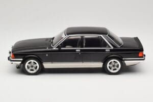 Ford Granada Mk2 2.8 Injection Gray Metallic MCG 1:18 MCG18536 Diecast — photo 3 of 6