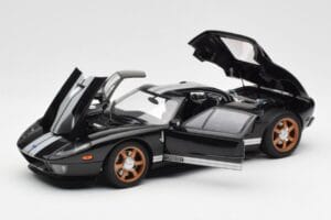 Ford GT Black With White Stripes AUTOart 1:18 73023 Diecast — photo 2 of 8