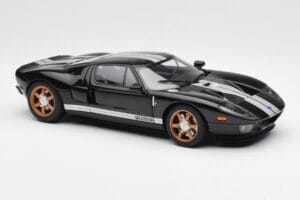Ford GT Black With White Stripes AUTOart 1:18 73023 Diecast — photo 6 of 8