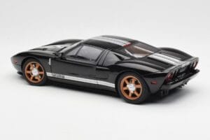 Ford GT Black With White Stripes AUTOart 1:18 73023 Diecast — photo 7 of 8
