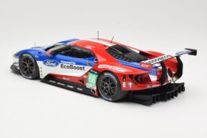 Ford GT GTE #68 D. Muller / J. Hand / S. Bourdais Chip Ganassi Racing LMGTE Pro 24 Hours of Le Mans 2016 Winner Minichamps 1: — photo 5 of 6