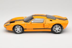 Ford GT Orange Beanstalk Group 1:18 686500597 Diecast — photo 4 of 8