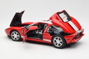 Ford GT Red AUTOart 1:18 73021 Diecast — photo 5 of 8