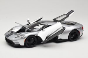 Ford GT Silver Maisto 1:18 31384 Diecast — photo 2 of 8