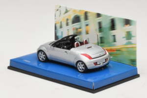 Ford Ka Cabriolet Silver Minichamps 1:43 403086434 Diecast — photo 3 of 4