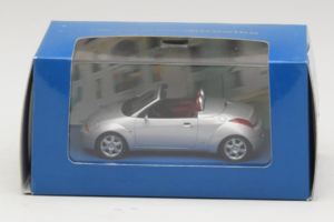 Ford Ka Cabriolet Silver Minichamps 1:43 403086434 Diecast — photo 4 of 4