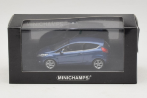 Ford Ka Dark Blue Metallic Minichamps 1:43 FORD004 Diecast — photo 4 of 4