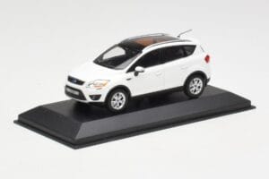 Ford Kuga Mk1 White Minichamps 1:43 KUGA001 Diecast — photo 2 of 4