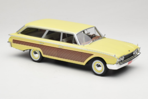 Ford Country Squire Yellow MCG 1:18 MCG18048 Diecast — photo 4 of 6