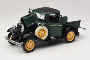 Ford Model A Pickup Valley Green Motor City 1:18 40003 Diecast — photo 2 of 8