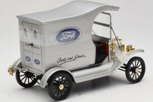 Ford Model T Delivery Truck Silver Eagle Collectibles 1:18 430600 Diecast — photo 2 of 6