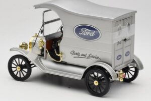 Ford Model T Delivery Truck Silver Eagle Collectibles 1:18 430600 Diecast — photo 5 of 6