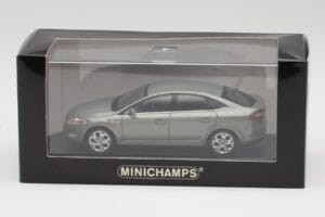 Ford Mondeo Mk3 Sedan Grey Metallic Minichamps 1:43 IND403086003 Diecast — photo 4 of 4
