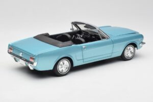Ford Mustang Convertible Arcadian Blue Revell 1:18 8832-F1 Diecast — photo 3 of 8