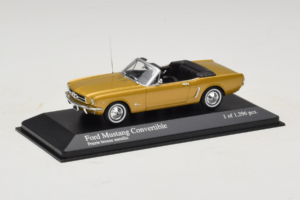 Ford Mustang Convertible Gold Minichamps 1:43 400082432 Diecast — photo 2 of 4