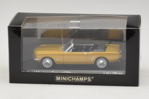 Ford Mustang Convertible Gold Minichamps 1:43 400082432 Diecast — photo 4 of 4