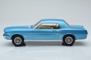 Ford Mustang Coupe Turquoise Norev 1:18 182800 Diecast — photo 3 of 6