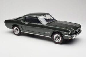 Ford Mustang Fastback Ivy Green Otto 1:12 G079 Resin — photo 4 of 6
