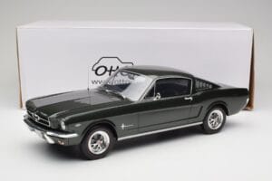 Ford Mustang Fastback Ivy Green Otto 1:12 G079 Resin — photo 6 of 6
