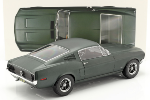 Ford Mustang Fastback Satin Green Metallic Norev 1:12 122702 Diecast — photo 4 of 5