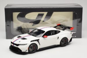 Ford Mustang GTD S650 Spirit of America Performance White GT Spirit 1:18 GT956 Resin — photo 6 of 6